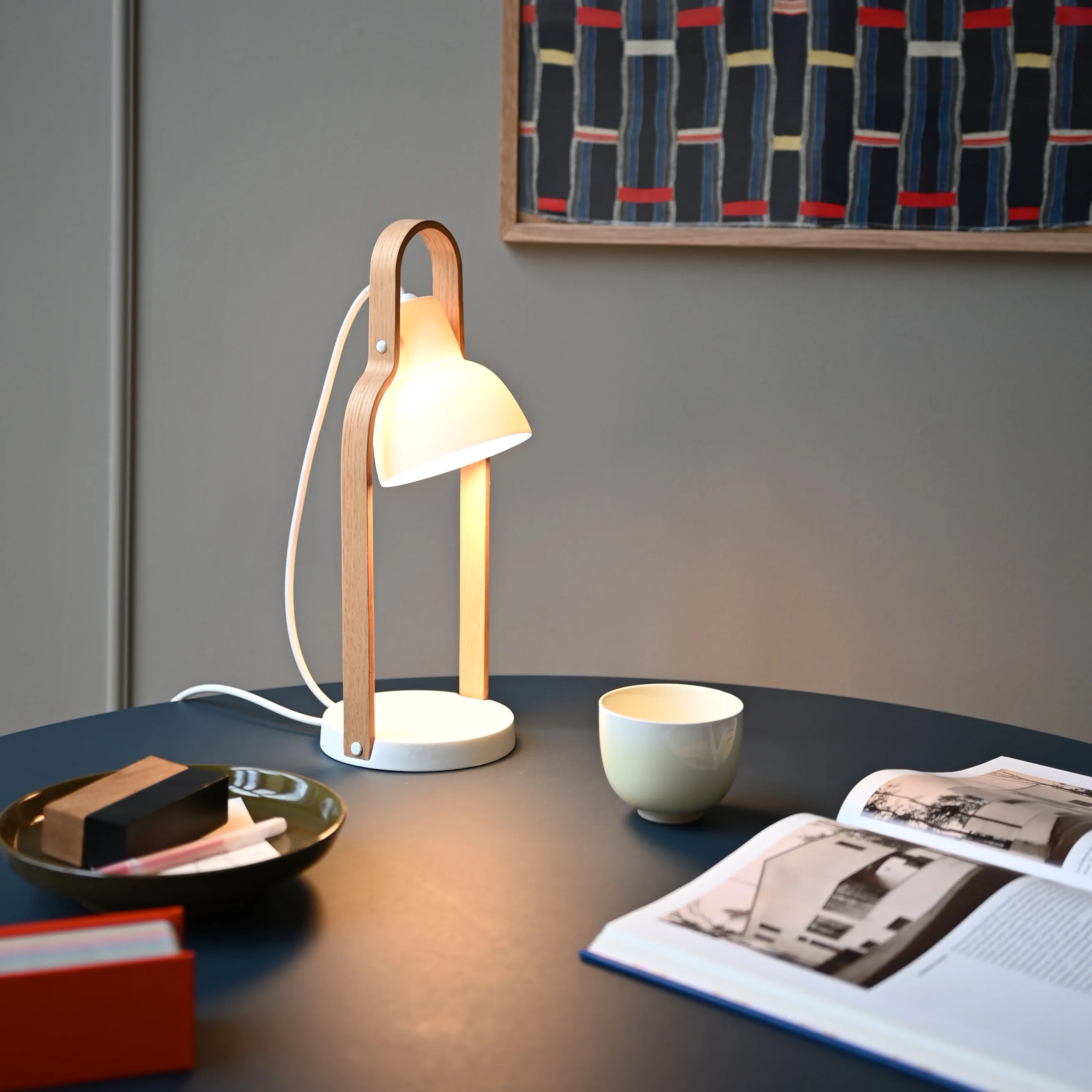 16Plus Table Lamp