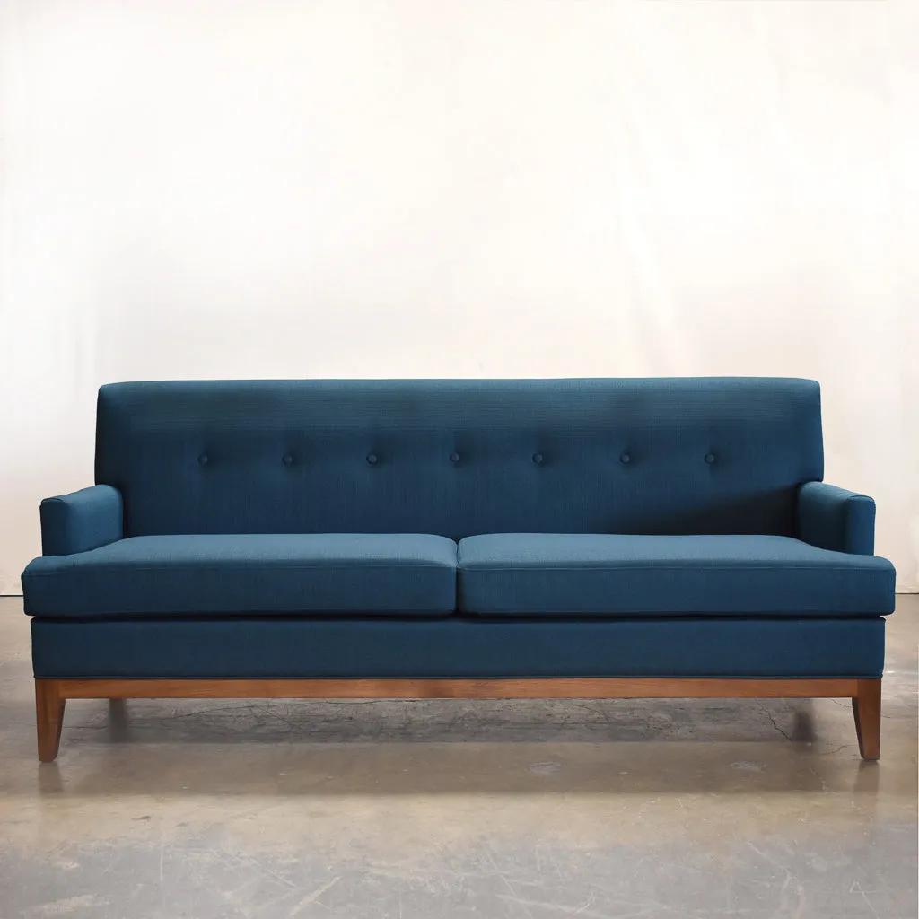 Jonathan Sofa