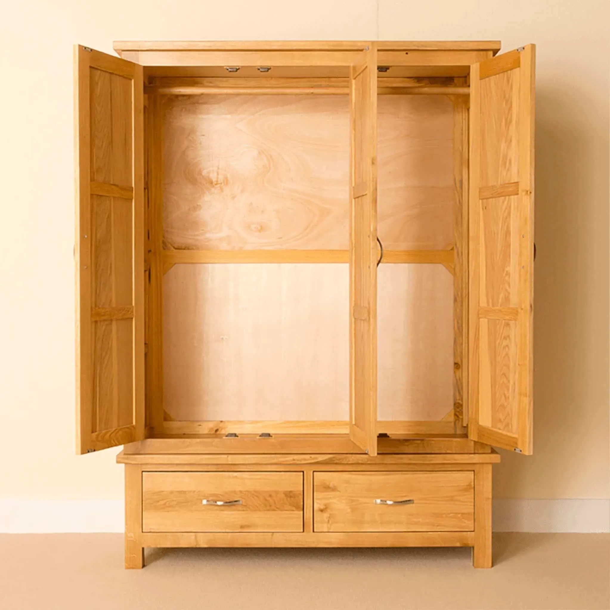 Newlyn Oak Triple Wardrobe with Drawers