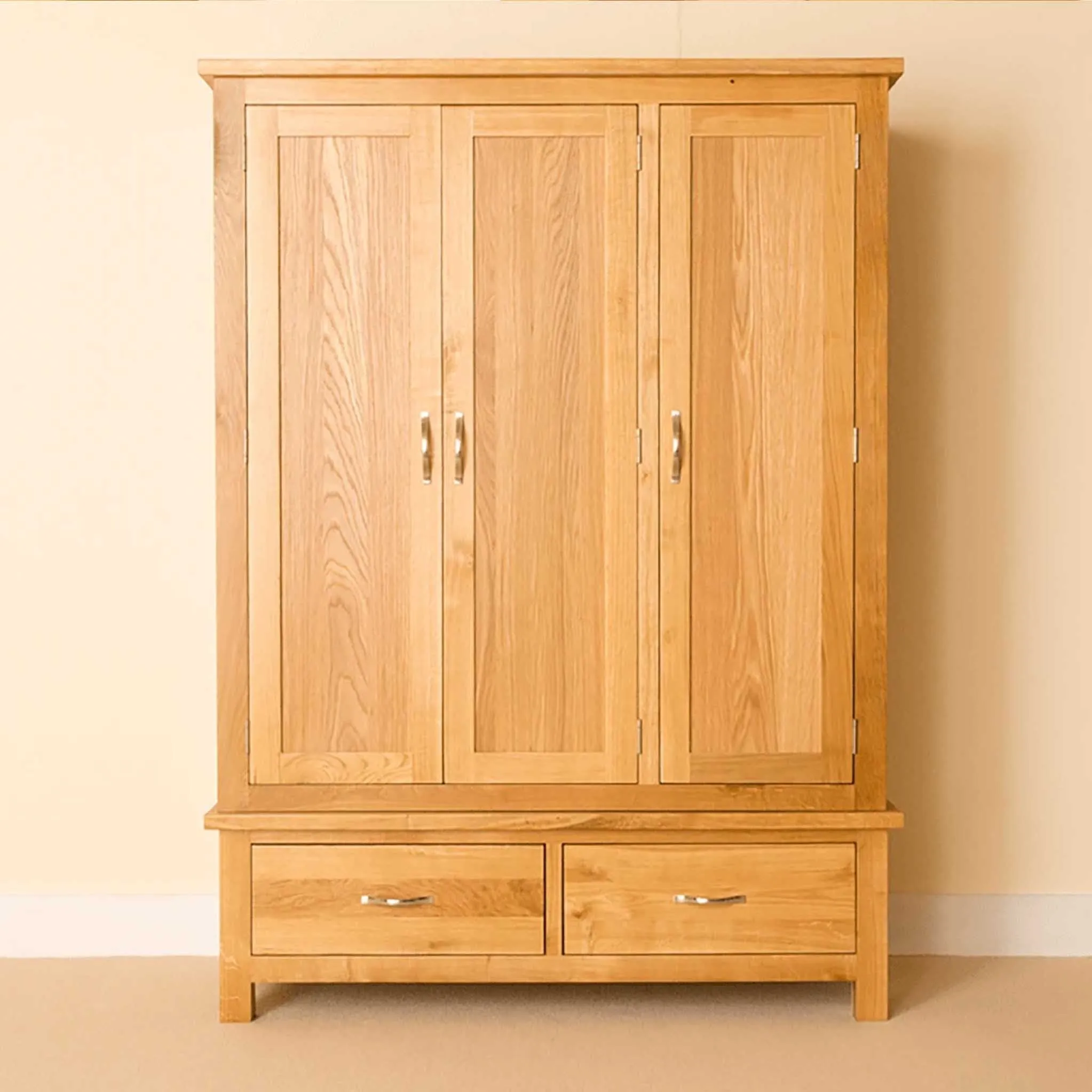 Newlyn Oak Triple Wardrobe with Drawers