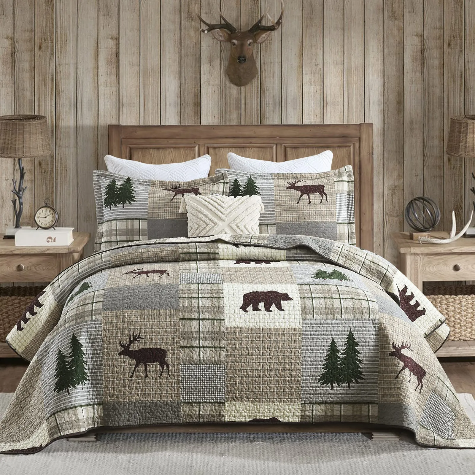 Quilt King Size - 100% Cotton Lightweight Cabin Plaid King Quilt Bedding Set, Forest Tree Brown Bear Deer Patchwork Reversible Bedspread/Coverlet/Comforter Set with 2 Shams, 3PCS