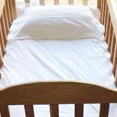 Reversible  Cot Quilt Sets